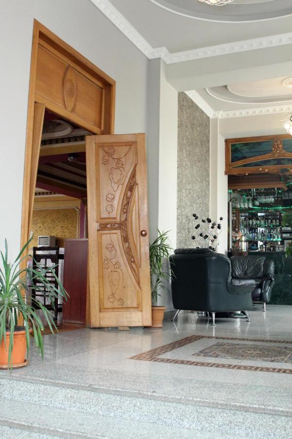 Golden Apricot Bed & Breakfast Gyumri Ngoại thất bức ảnh