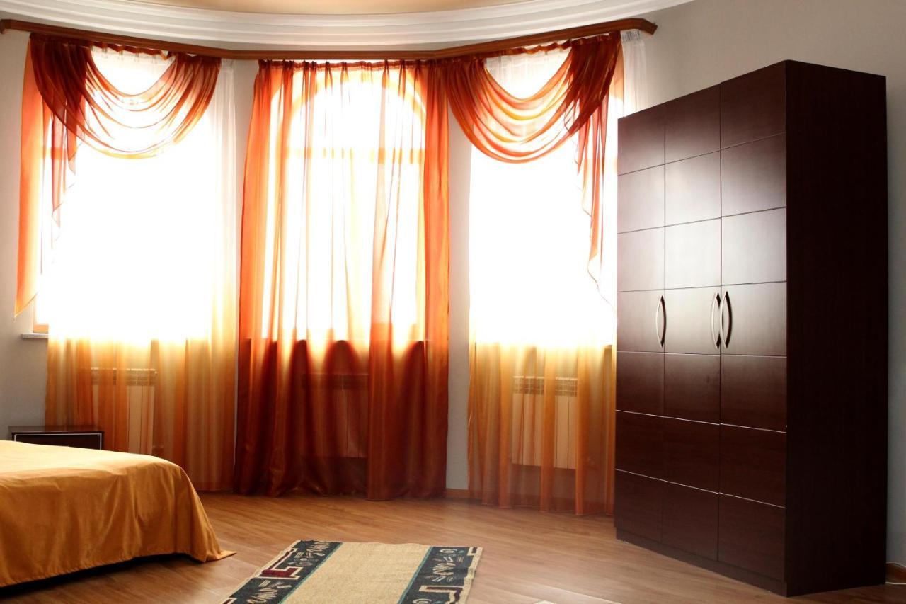 Golden Apricot Bed & Breakfast Gyumri Ngoại thất bức ảnh