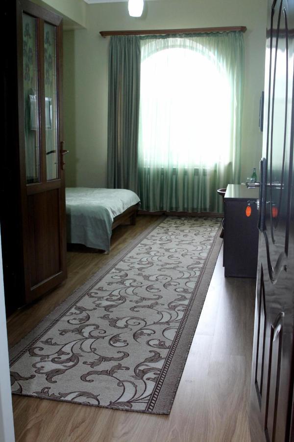 Golden Apricot Bed & Breakfast Gyumri Ngoại thất bức ảnh