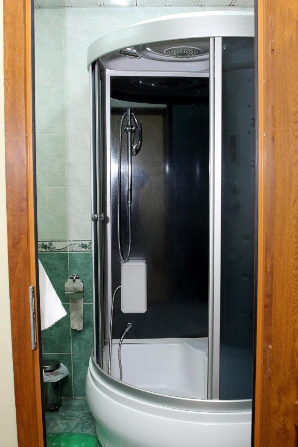 Golden Apricot Bed & Breakfast Gyumri Ngoại thất bức ảnh