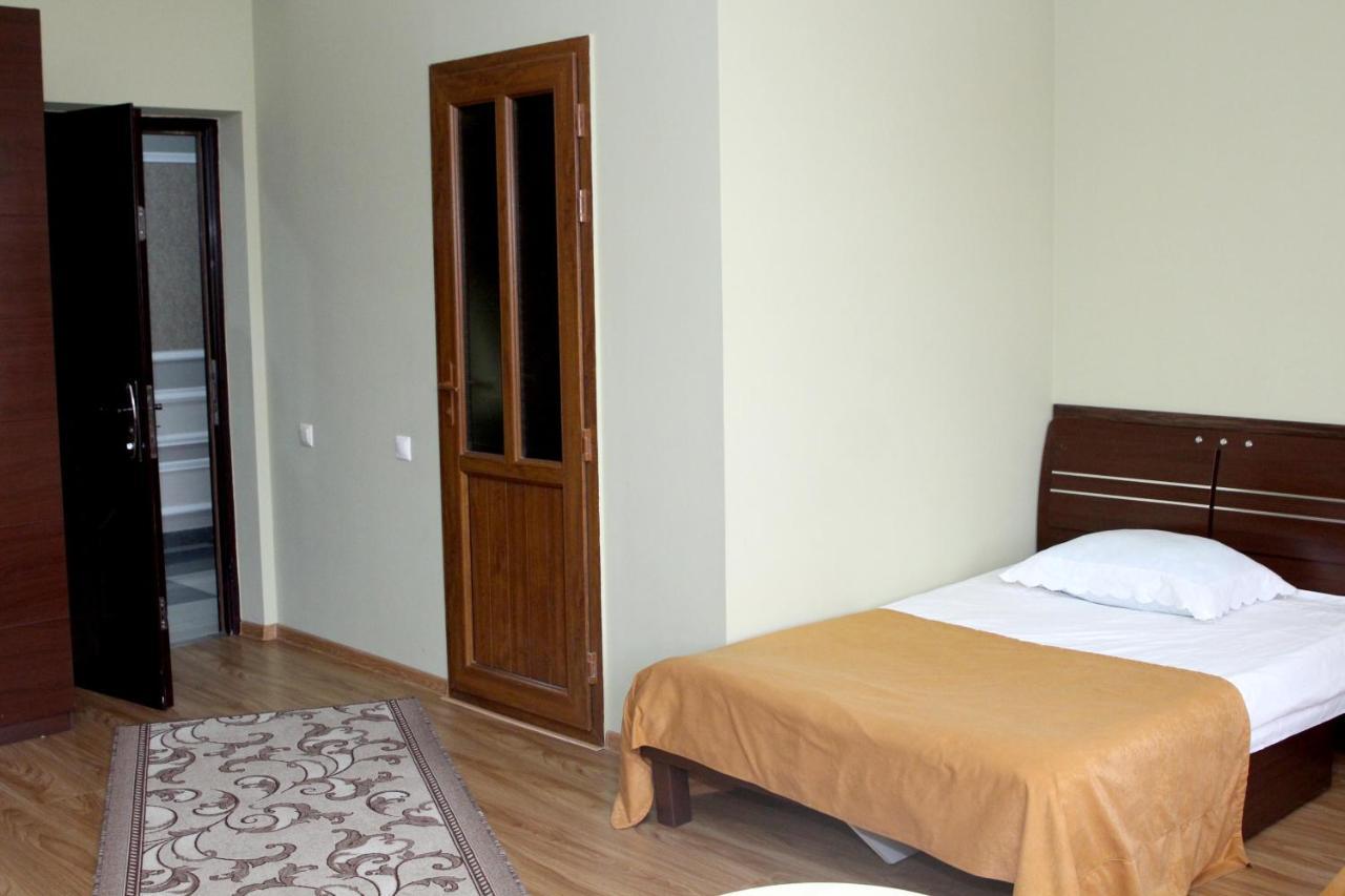 Golden Apricot Bed & Breakfast Gyumri Ngoại thất bức ảnh